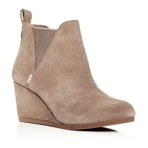 TOMS Kelsey Taupe Grey Suede Wedge Booties Size 10